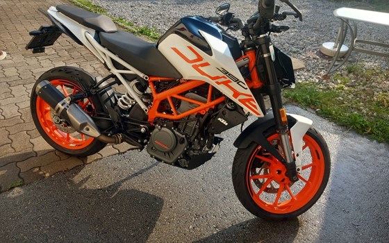 Gebrauchtmotorrad KTM 390 Duke - Bild 2 Gebrauchtmotorrad KTM 390 Duke - Bild 2