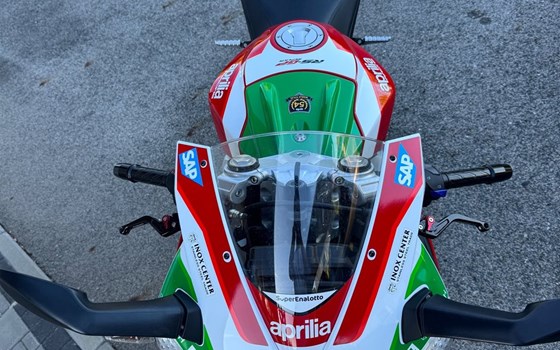 Gebrauchtmotorrad Aprilia RS4 125 - Bild 12 Gebrauchtmotorrad Aprilia RS4 125 - Bild 12