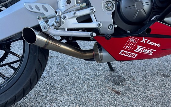 Gebrauchtmotorrad Aprilia RS4 125 - Bild 6 Gebrauchtmotorrad Aprilia RS4 125 - Bild 6