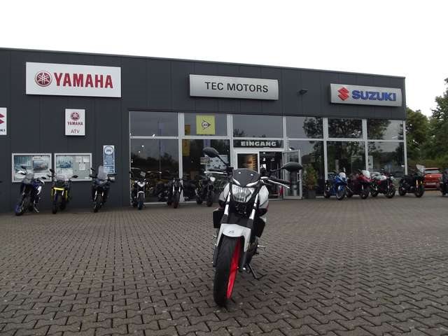 Yamaha MT-03 mit erst 3800km