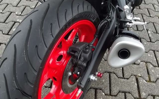 Gebrauchtmotorrad Yamaha MT-03 - Bild 11