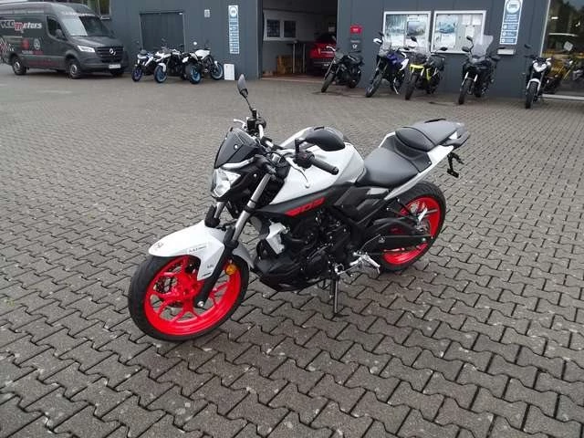 Angebot Yamaha MT-03 Bild 7: Angebot Yamaha MT-03