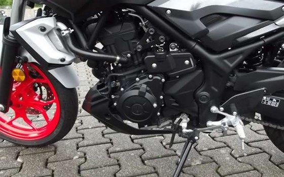 Gebrauchtmotorrad Yamaha MT-03 - Bild 8