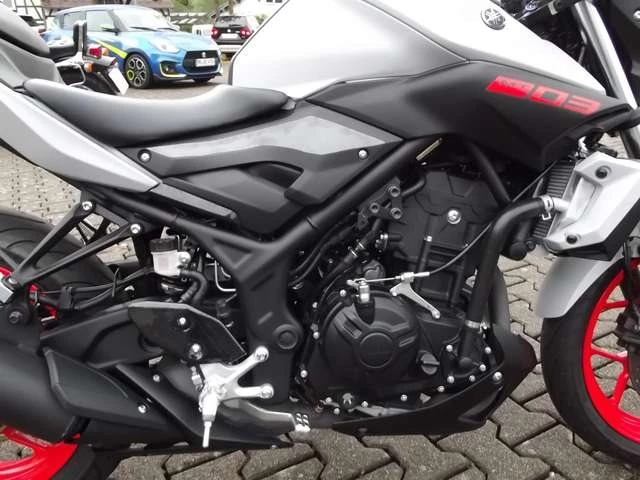 Angebot Yamaha MT-03 Bild 9: Angebot Yamaha MT-03