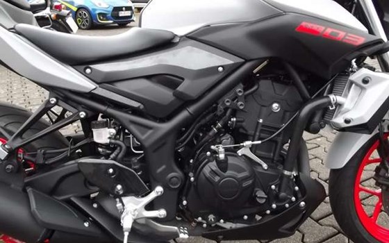 Gebrauchtmotorrad Yamaha MT-03 - Bild 9