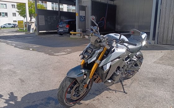Gebrauchtmotorrad Suzuki GSX-S1000 - Bild 3 Gebrauchtmotorrad Suzuki GSX-S1000 - Bild 3