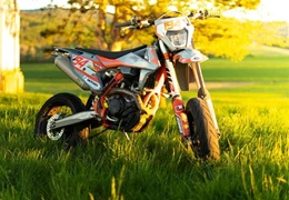 Gebrauchte KTM 450 EXC-F SIX DAYS Gebrauchte KTM 450 EXC-F SIX DAYS