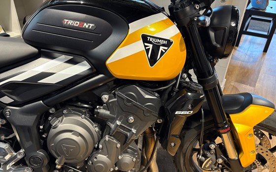 Motorrad Occasion Triumph Trident 660 - Bild 2