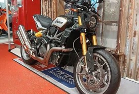 Neufahrzeug Indian FTR R Carbon Indian FTR R Carbon