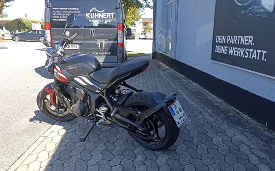 Gebrauchtmotorrad Triumph Trident 660 - Bild 3
