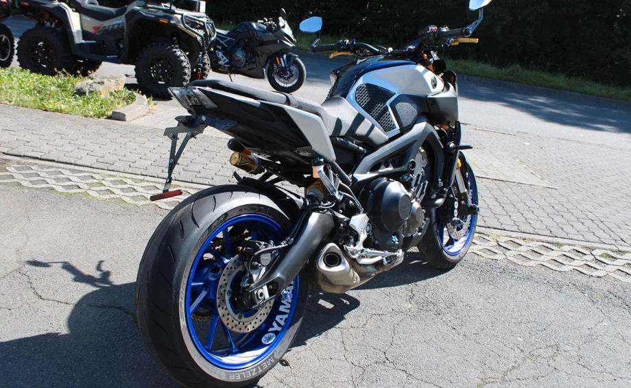 Angebot Yamaha MT-09 SP Bild 4: Angebot Yamaha MT-09 SP