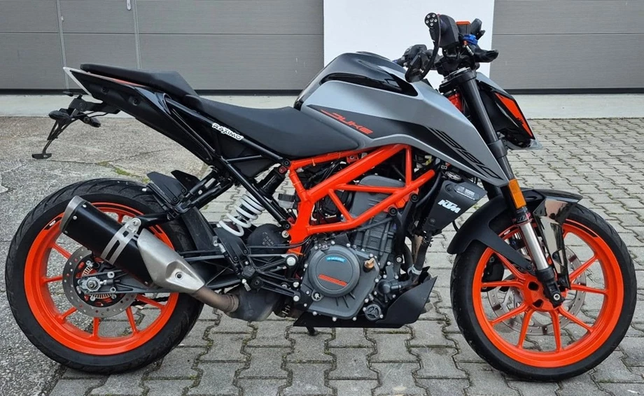 Angebot KTM 390 Duke Bild 2: Angebot KTM 390 Duke