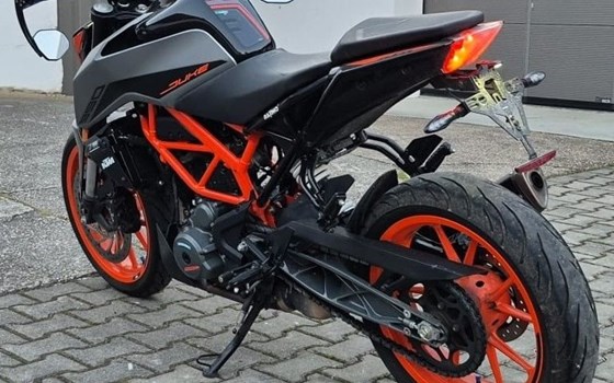 Gebrauchtmotorrad KTM 390 Duke - Bild 6