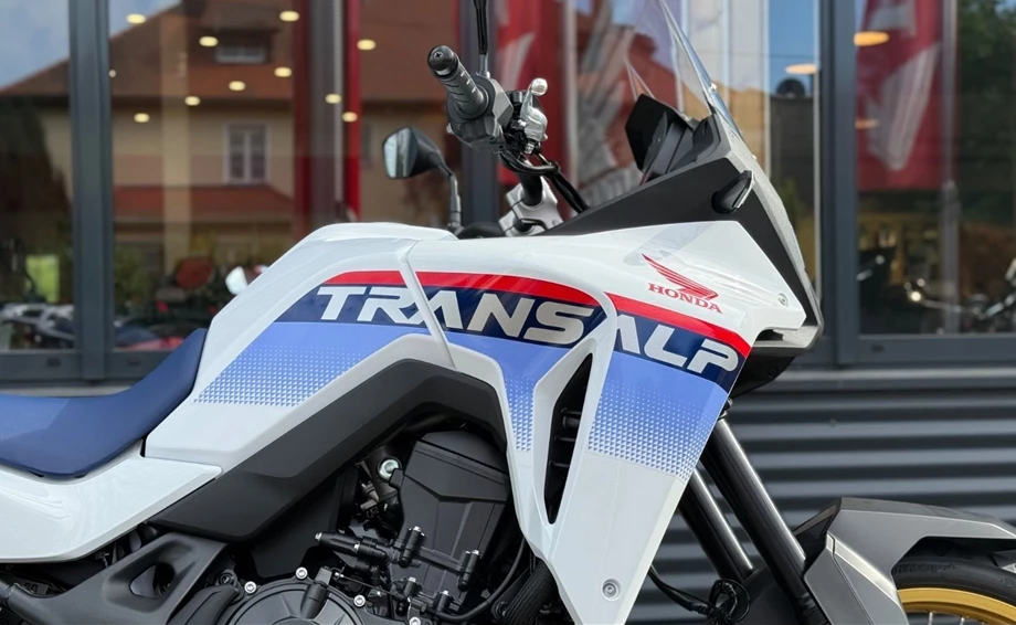 Offer Honda XL750 Transalp Bild 2: Offer Honda XL750 Transalp