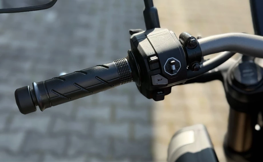 Offer Honda CB650R Bild 7: Offer Honda CB650R