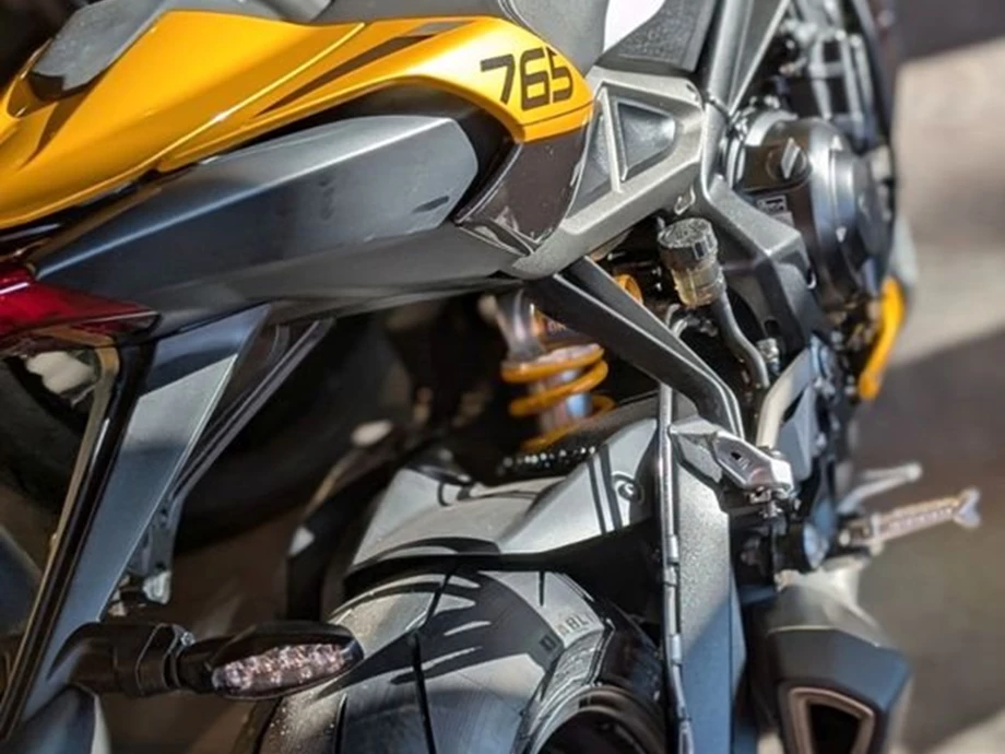 Angebot Triumph Street Triple RS Bild 5: Angebot Triumph Street Triple RS