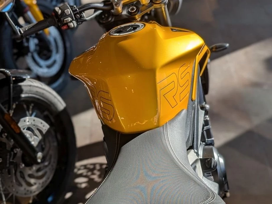 Angebot Triumph Street Triple RS Bild 7: Angebot Triumph Street Triple RS