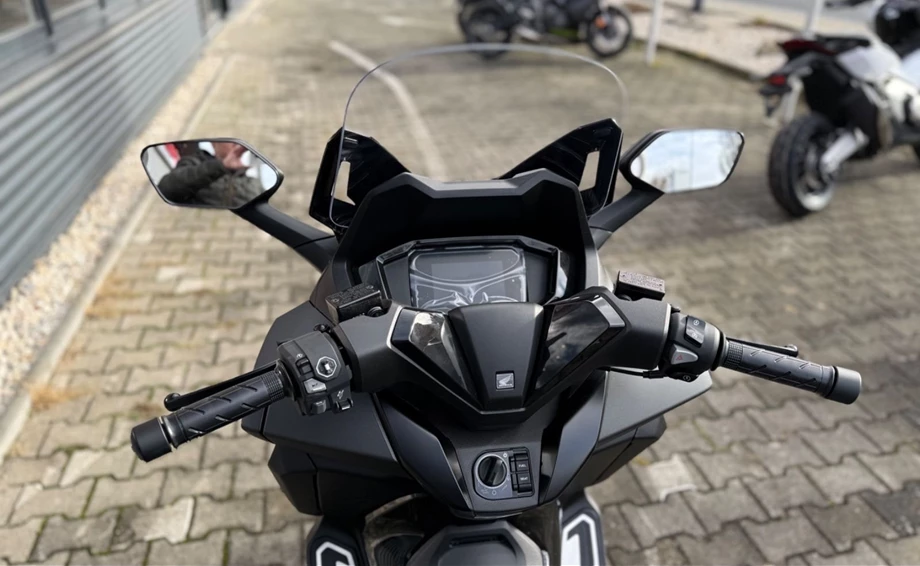 Offer Honda Forza 350 Bild 6: Offer Honda Forza 350