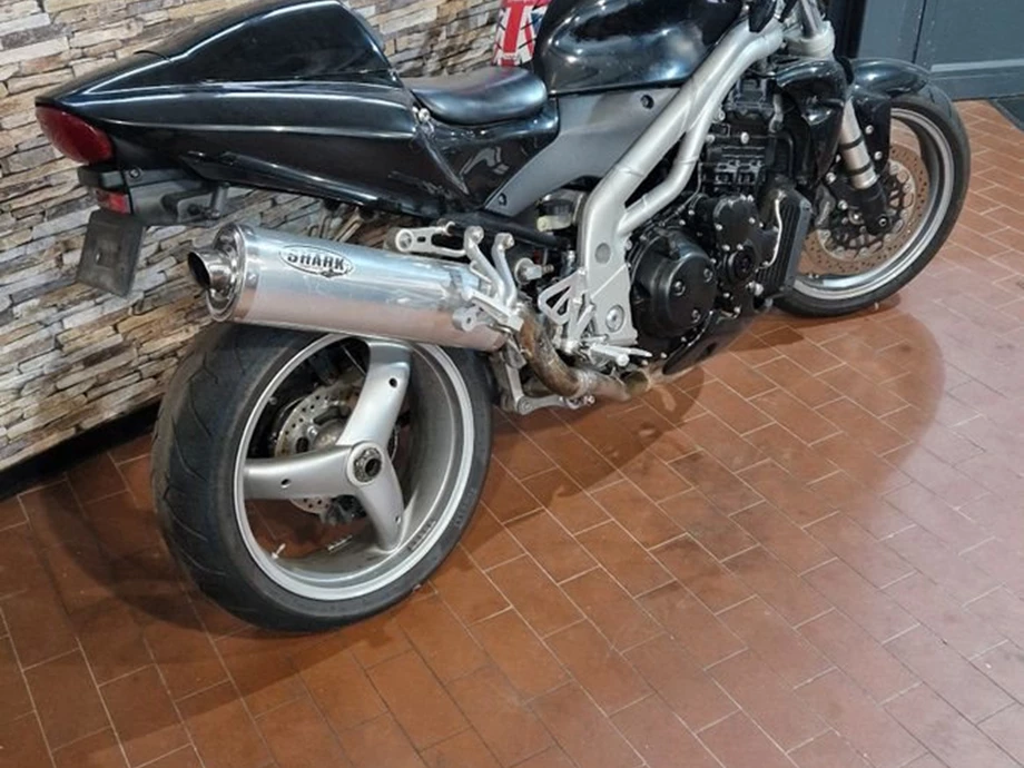 Angebot Triumph Speed Triple 955i Bild 4: Angebot Triumph Speed Triple 955i