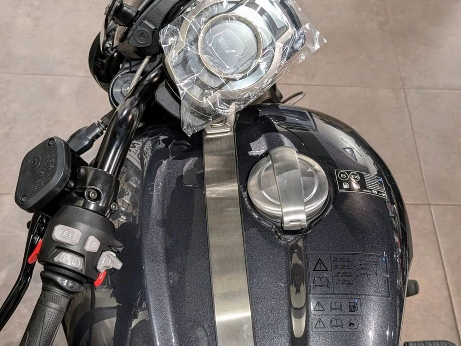 Angebot Triumph Rocket 3 Storm GT Bild 6: Angebot Triumph Rocket 3 Storm GT