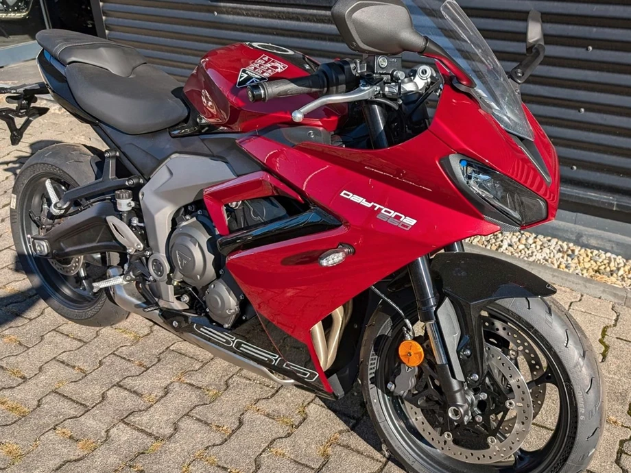 Angebot Triumph Daytona 660 Bild 2: Angebot Triumph Daytona 660