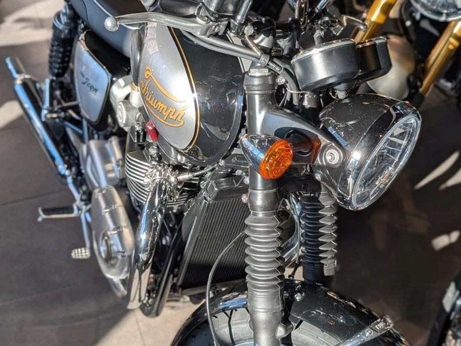 Angebot Triumph Bonneville T120 Bild 9: Angebot Triumph Bonneville T120