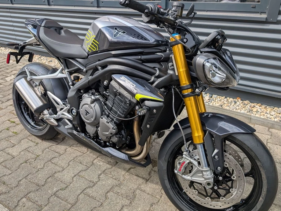 Angebot Triumph Speed Triple 1200 RS Bild 2: Angebot Triumph Speed Triple 1200 RS