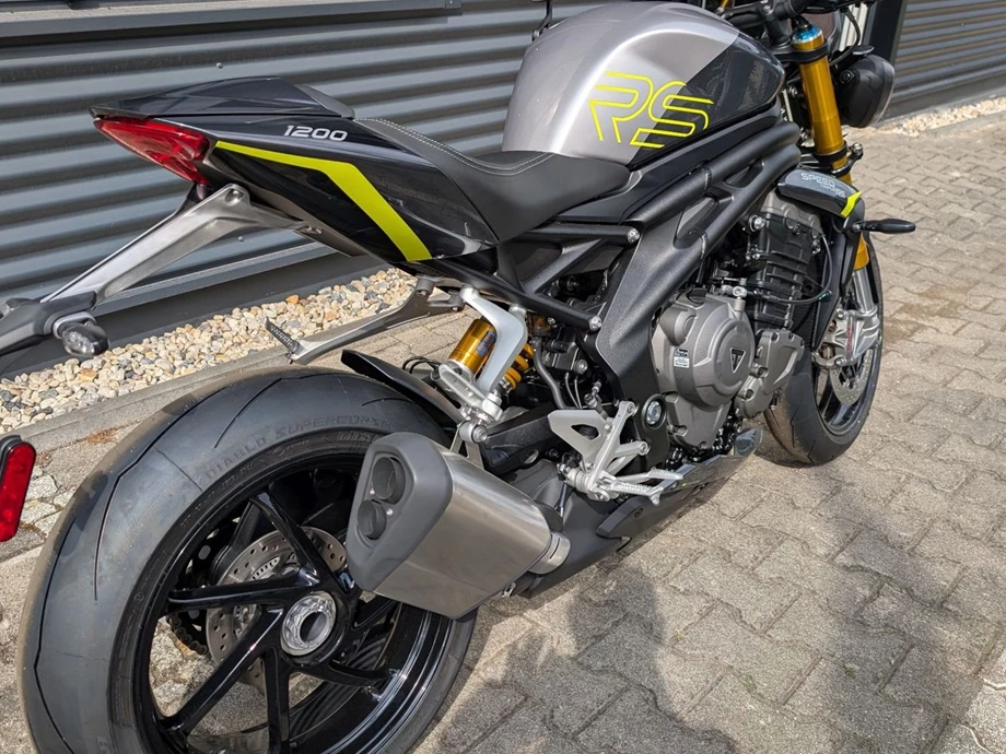 Angebot Triumph Speed Triple 1200 RS Bild 5: Angebot Triumph Speed Triple 1200 RS