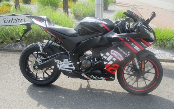 Neufahrzeug Aprilia RS 125 Replica - Bild 2