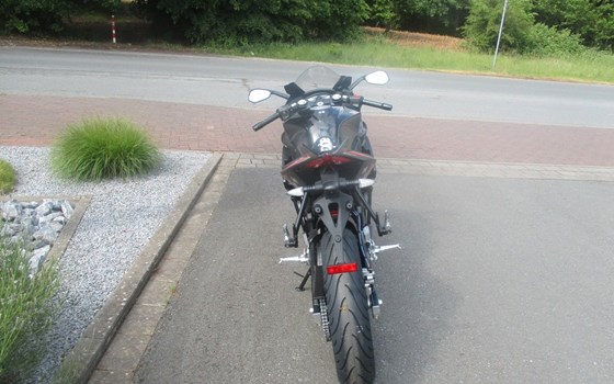 Neufahrzeug Aprilia RS 125 Replica - Bild 8