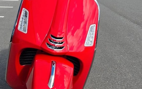 Neufahrzeug Vespa GTS 310 Super - Bild 5