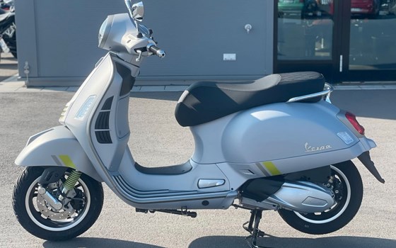 Neufahrzeug Vespa GTS 125 Super Tech - Bild 1