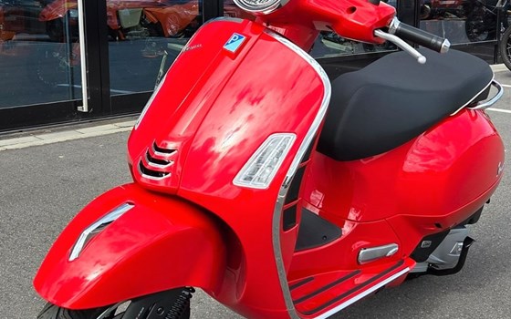 Neufahrzeug Vespa GTS 125 Super - Bild 1