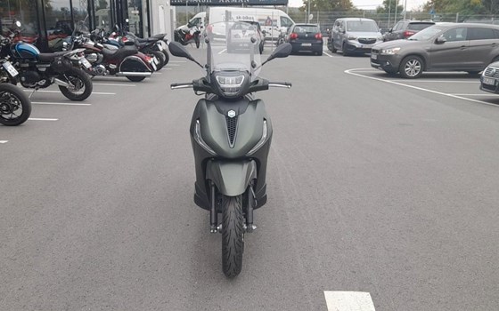 Neufahrzeug Piaggio Beverly 400 S - Bild 6