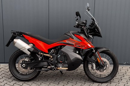 KTM 890 Adventure