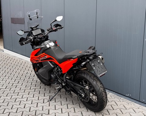 zum Vergrössern bitte anklicken!