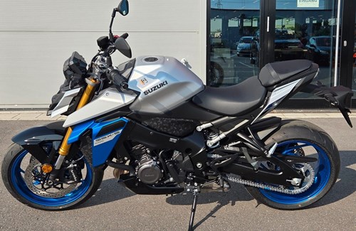 Neumotorrad Suzuki GSX-S1000