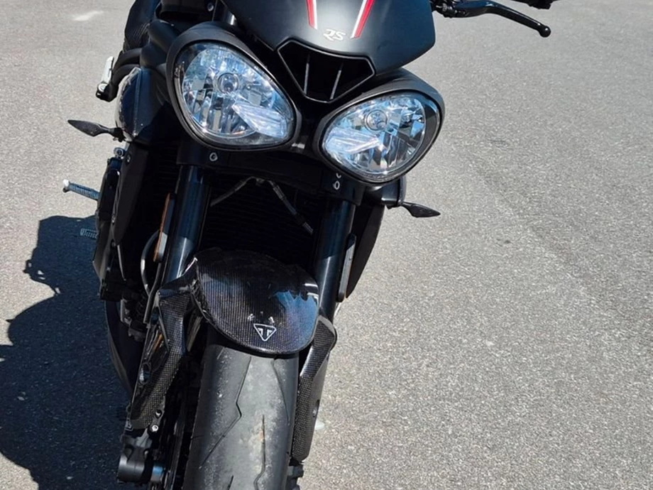 Angebot Triumph Speed Triple RS Bild 5: Angebot Triumph Speed Triple RS