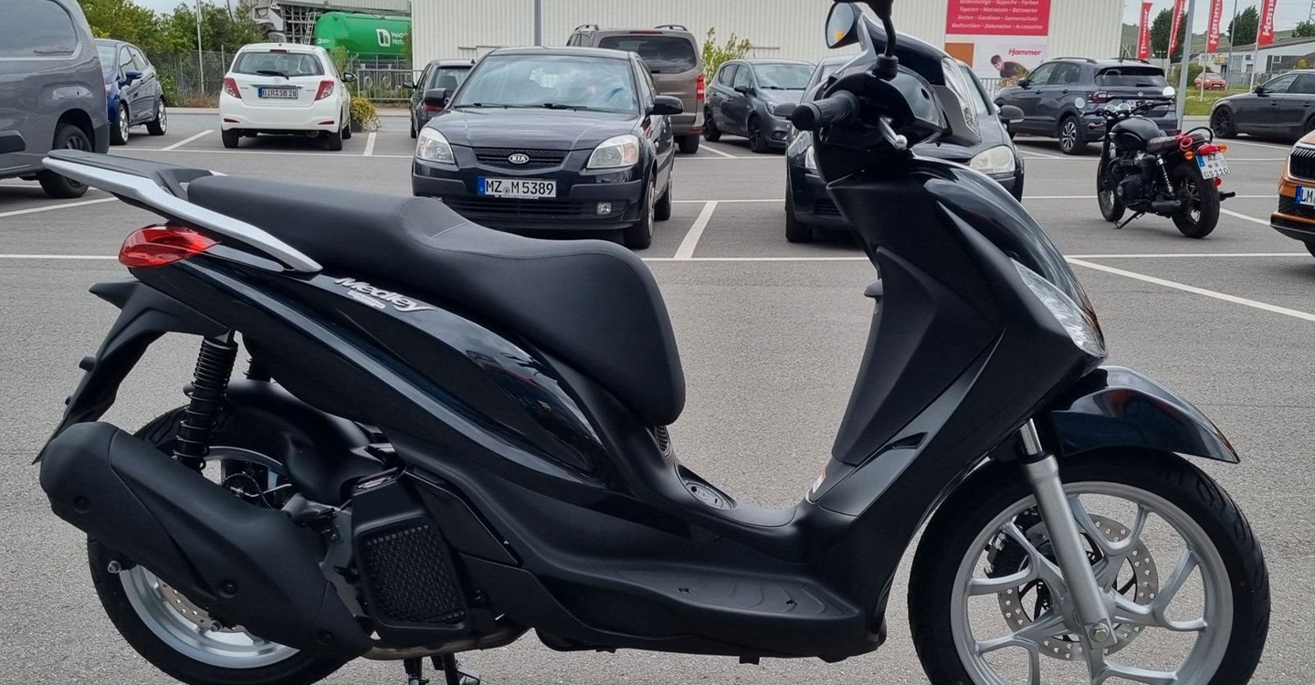 Zum Vergrößern bitte anklicken! Angebot Piaggio Medley 125 ie IGET