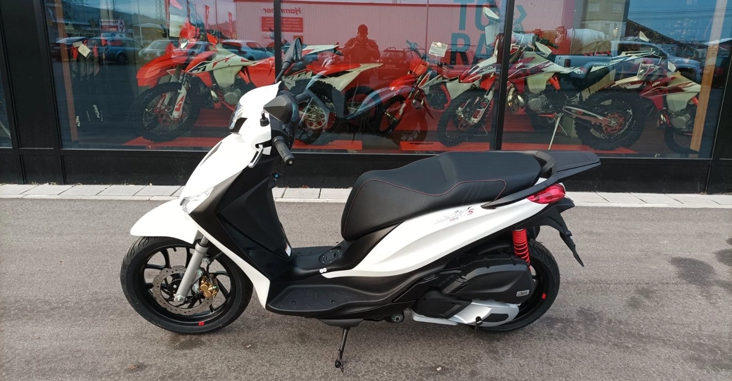 Zum Vergrößern bitte anklicken! Angebot Piaggio Medley 125 S