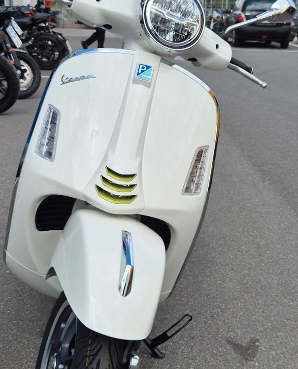 Angebot Vespa GTS 125 Super Tech