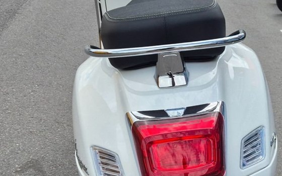 Neufahrzeug Vespa GTS 125 Super Tech - Bild 5