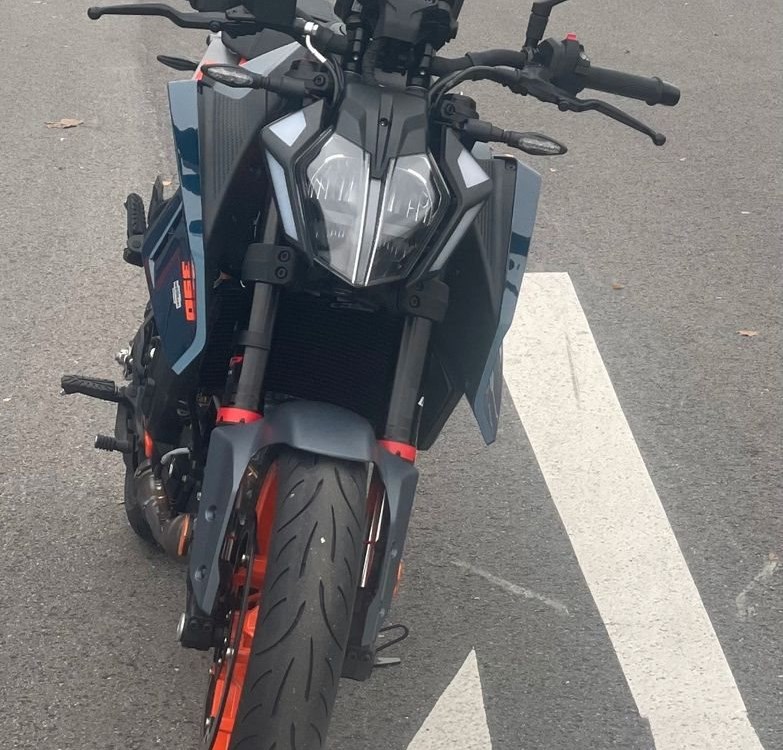 Zum Vergrößern bitte anklicken! Angebot KTM 390 Duke