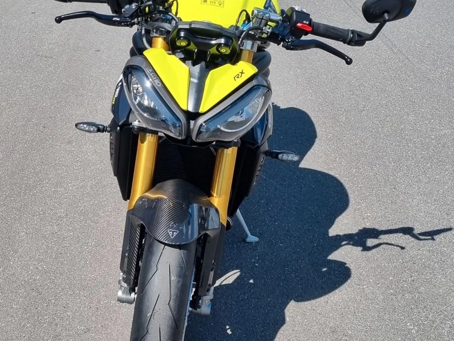 Angebot Triumph Speed Triple 1200 RX Bild 4: Angebot Triumph Speed Triple 1200 RX