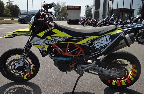 Gebrauchtmotorrad KTM 690 SMC R