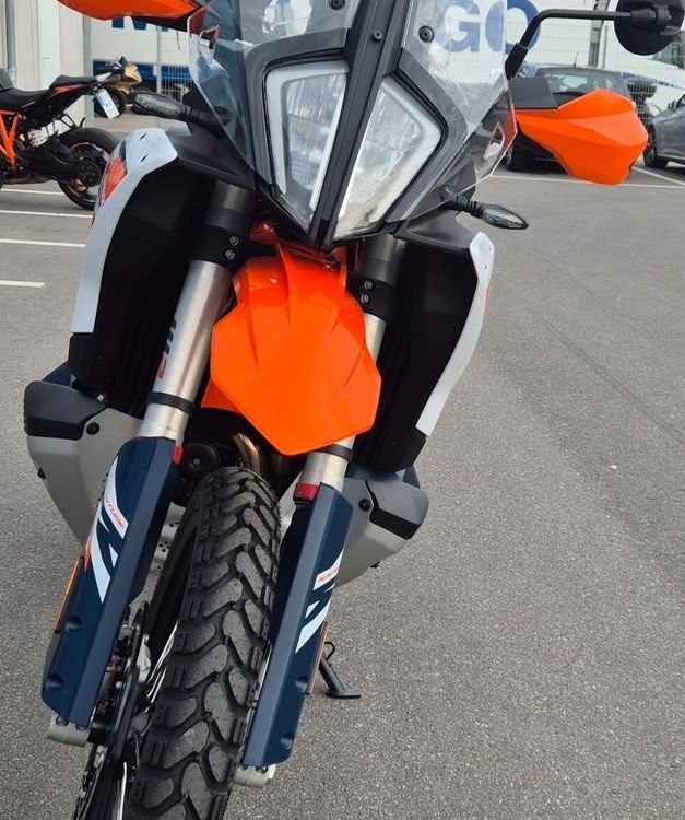 Zum Vergrößern bitte anklicken! Angebot KTM 890 Adventure R