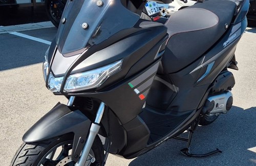 Neumotorrad Aprilia SXR 50