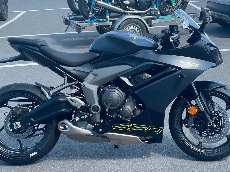 Angebot Triumph Daytona 660 Bild 7: Angebot Triumph Daytona 660