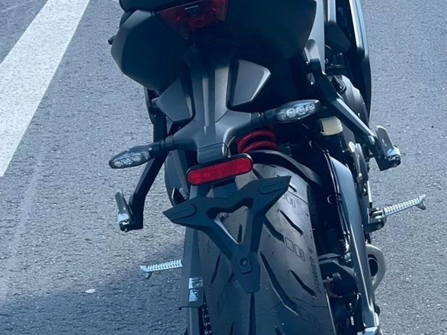 Angebot Triumph Daytona 660 Bild 9: Angebot Triumph Daytona 660