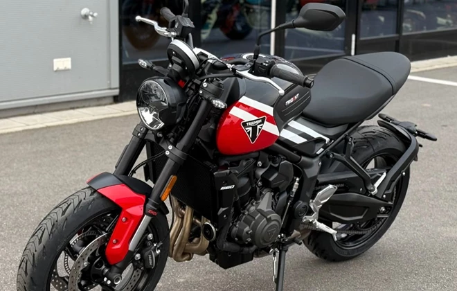 Triumph Trident 660